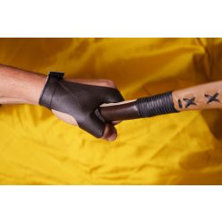 Bow holder gloves